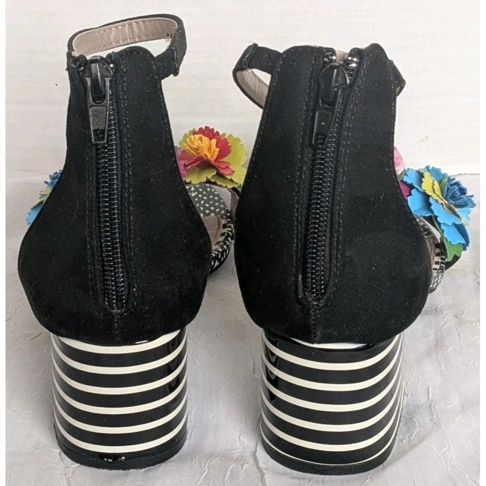 Betsey Johnson Lore Sandals Flowers Block Heels Floral Shoes Stripes Black Sz 8 - Picture 4 of 14